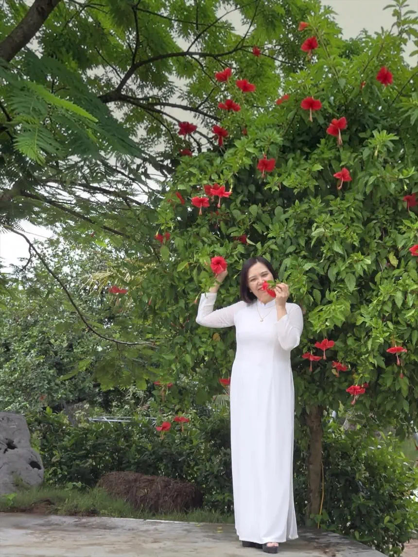 Trần Huê vận động ngoài trời, năng lượng và khỏe mạnh